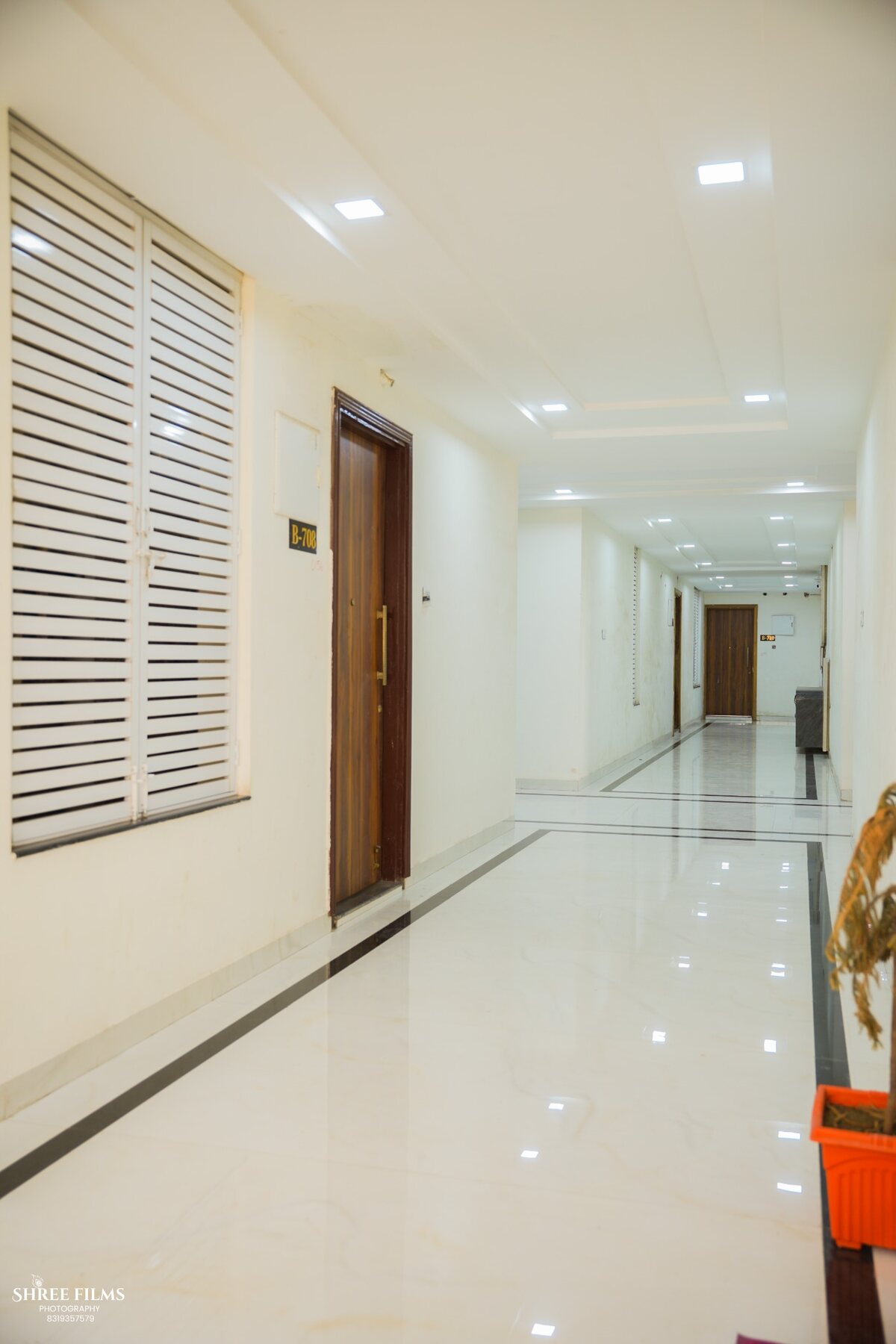 Shiva Enclave — Phase I — Resident corridor