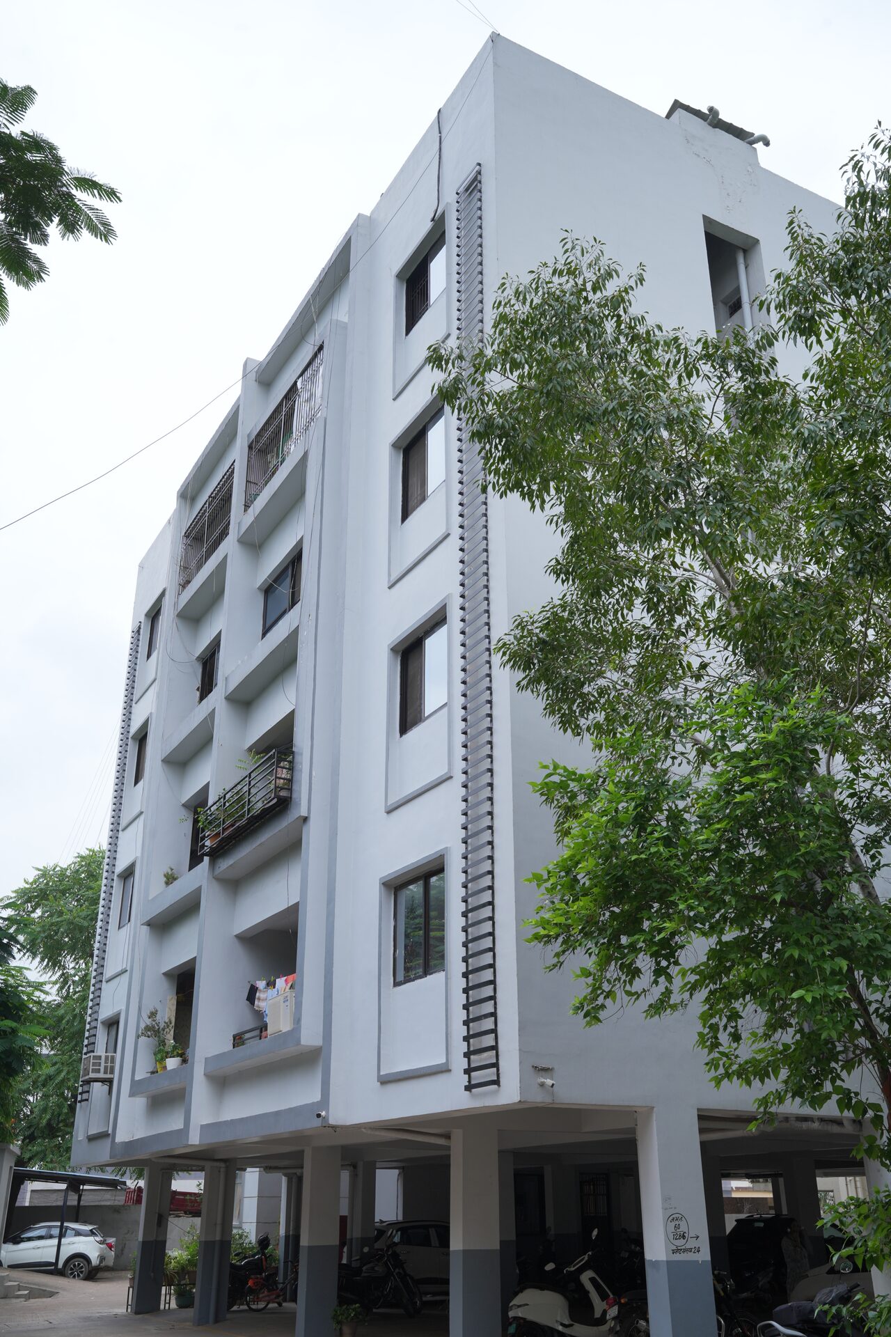 Shiva Heights — Residential façade